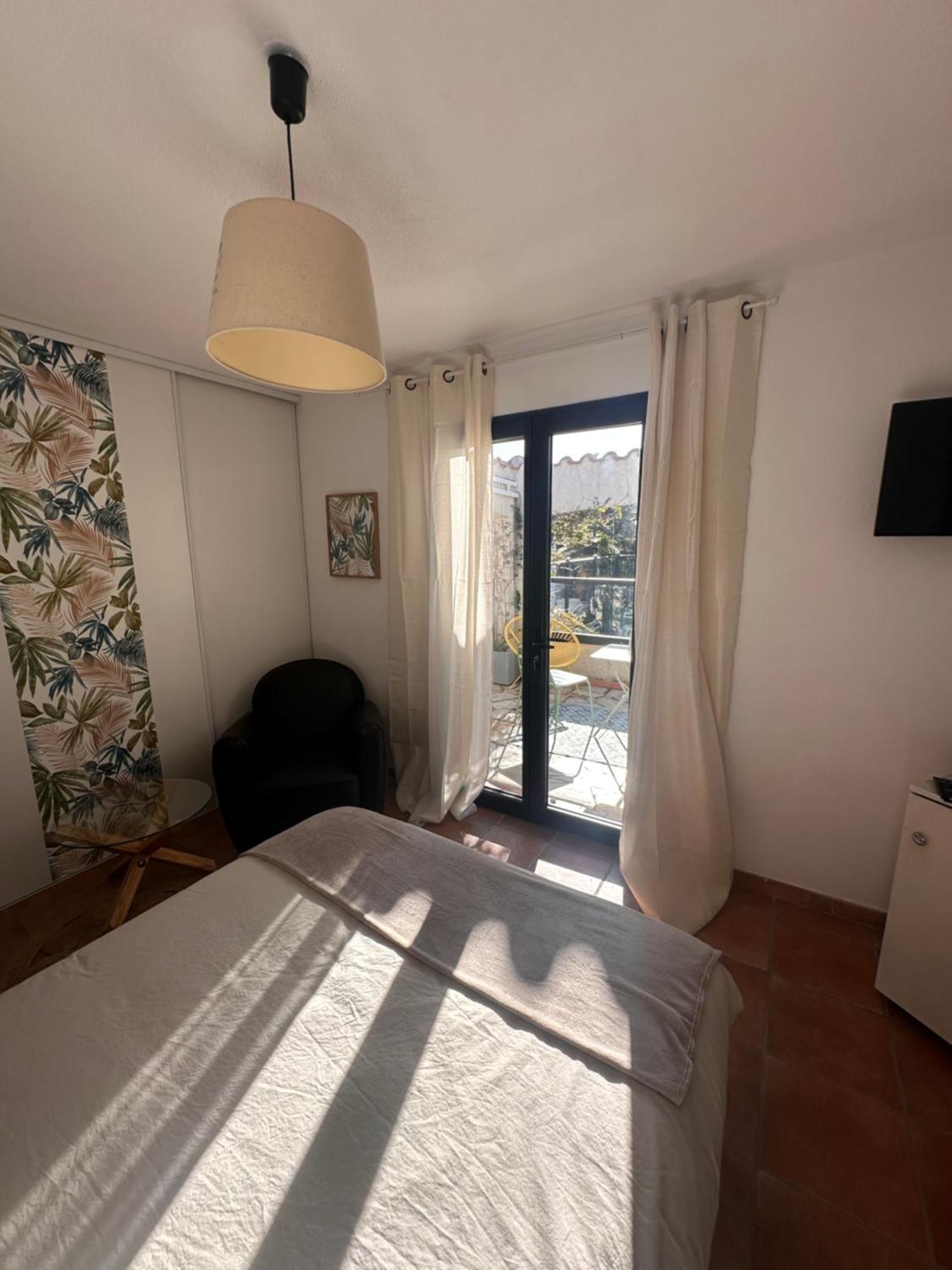 La Villa Des Oliviers Sorède Екстериор снимка